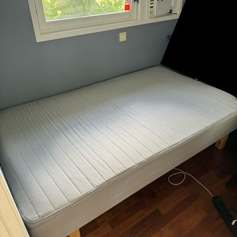 Reservert: 120x200 Seng IKEA Sultan