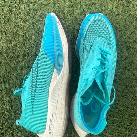 Nike ZoomX Vaporfly Next% 2 - 45.5