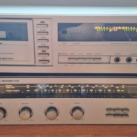 Phillips receiver F5120+ kassettspiller F6121