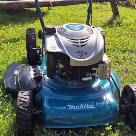 Gressklipper Makita PLM5121