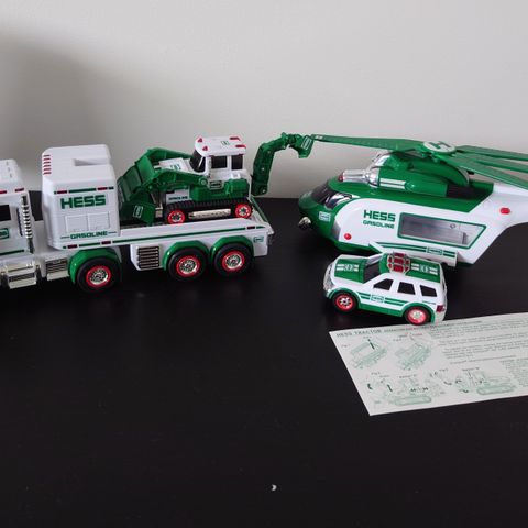 HESS GASOLINE toy Truck og Helicopter