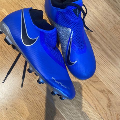 Fotballsko Nike Phantom vsn