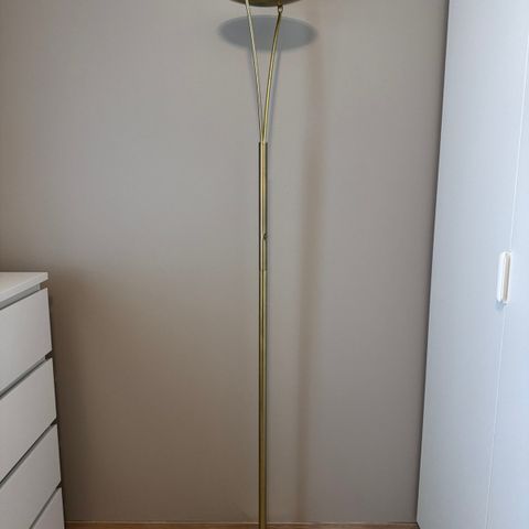 Gulvlampe / stålampe med LED