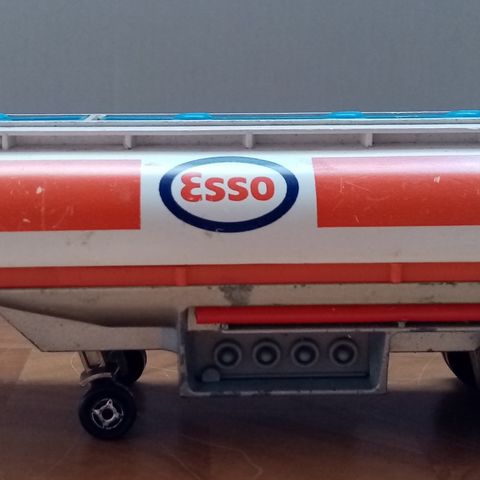 Majorette ESSO tank henger  1/60