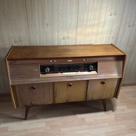 Phillips kongress stereo