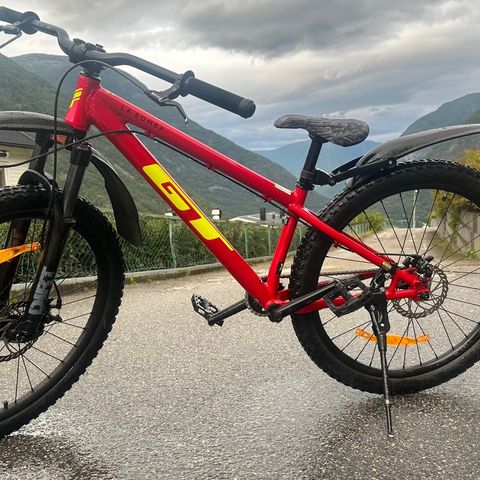 GT LaBomba 26" 2021 Dirt Jump Bike