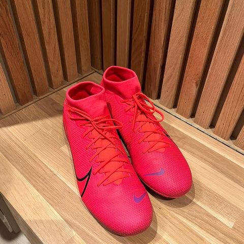 NIKE Superfly 7 (Academy) fotballsko selges