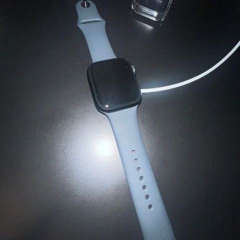 Apple Watch series 8 GPS+CELLULAR