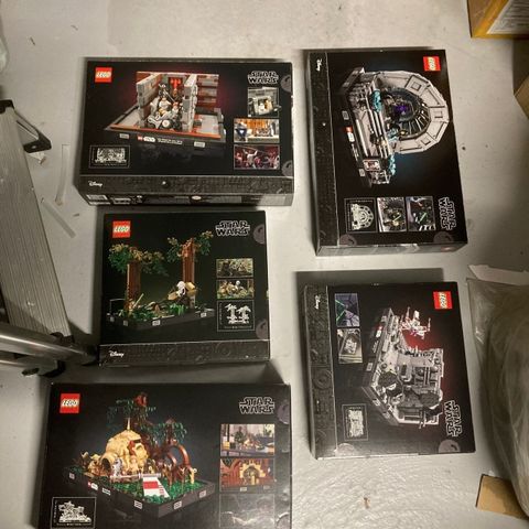 Lego Star Wars diorama 75329 75330 75339 75352 75353