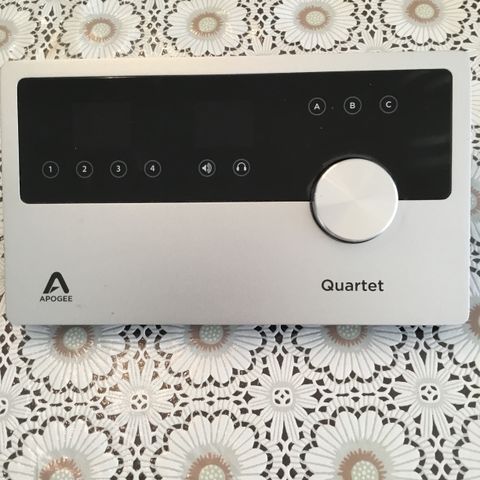 apogee quartet