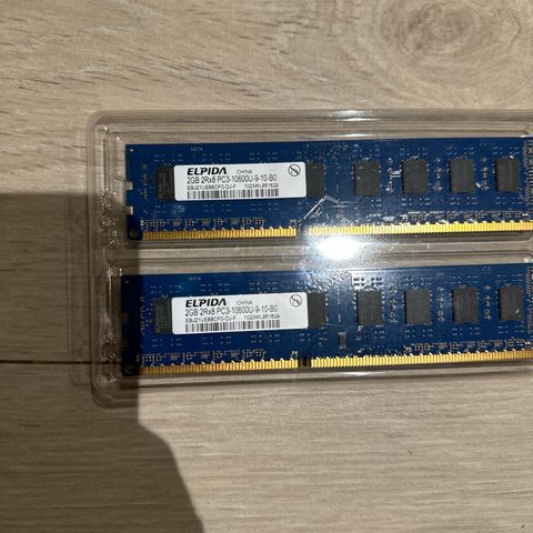 Elpida 2x 2GB DDR3 ram