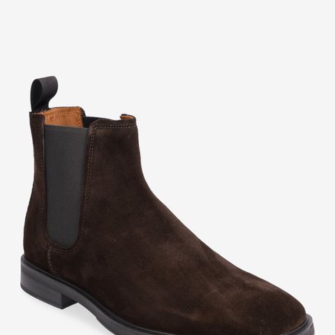 Chelsea boots