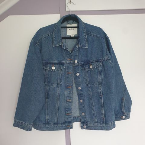 Monki str XXS oversized denim jakke