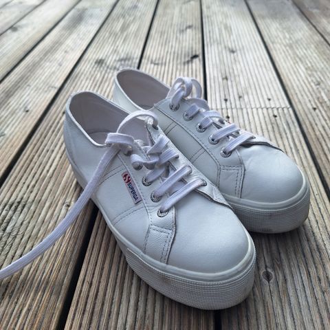 Sko fra SUPERGA