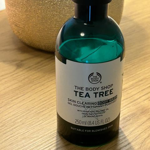 Tea tree body wash