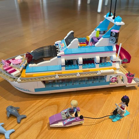 Lego Friends Dolphin Cruiser