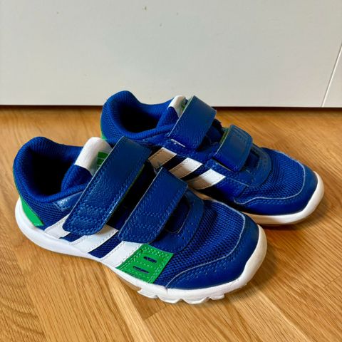 Adidas sneakers, str 28