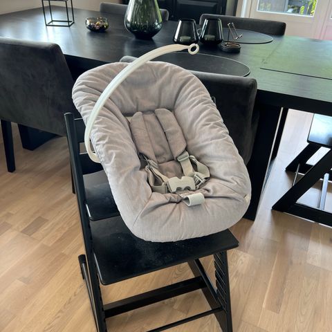 Pent brukt newborn set til Stokke Tripp trapp