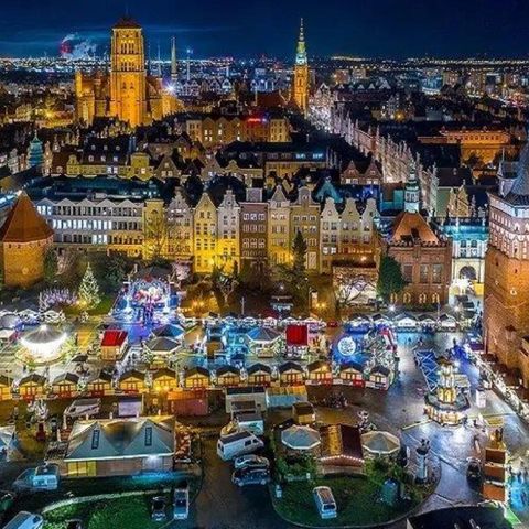 2 Billige flybilletter til Gdansk Ønskes kjøpt! Desember