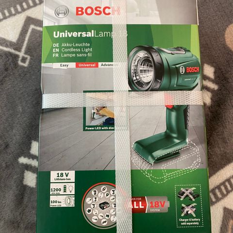 Bosch lampe til 18v batteri