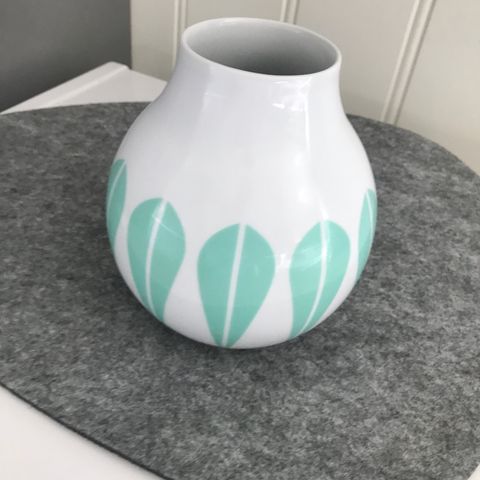 Vase Lucie Kaas ( Arne Clausen) 100kr