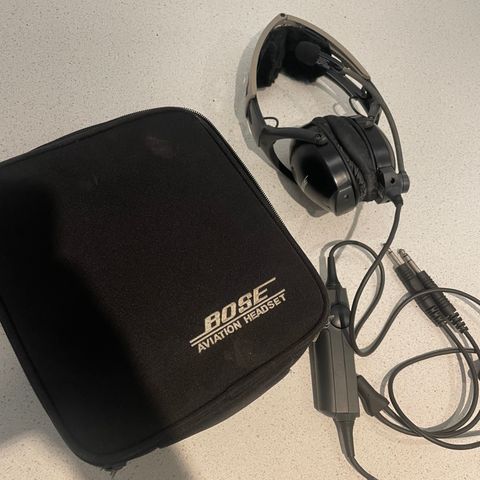 Bose AHX-32-01 Aviation Headset