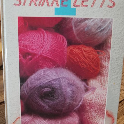 Strikke letts idebok nr 1.