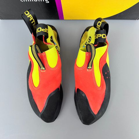 La Sportiva klatresko str 35, måler ca 20 cm innvendig