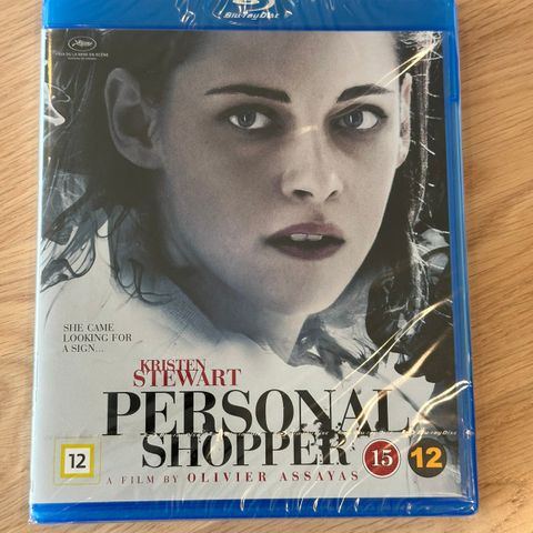 PERSONAL SHOPPER (Ny i plast, norsk tekst)