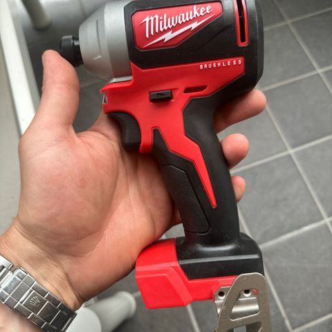 Milwaukee M18 CBLID