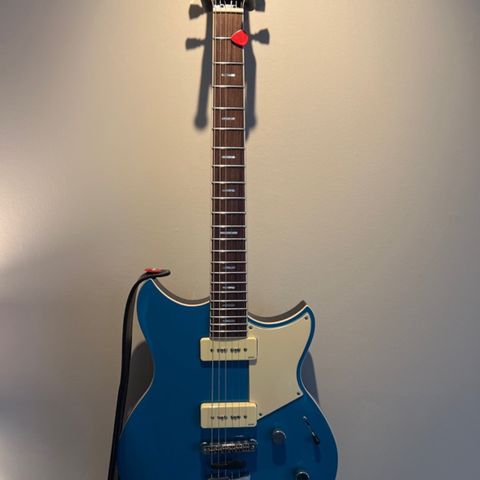 Yamaha Revstar RSS02T, Swift blue