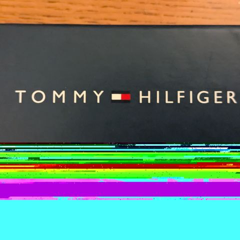 Ubrukt nøkkelring fra Tommy Hilfiger