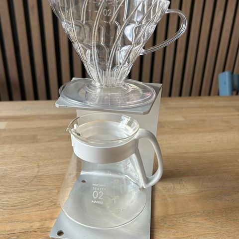 Hario V60 bryggestativ med kanne