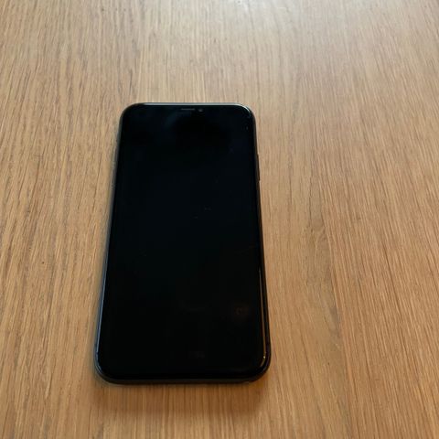 Meeget pent brukt IPhone 11, 64 GB