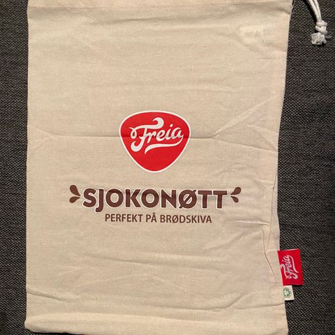 Freia sjokonøtt bag