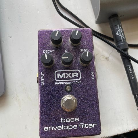 MXR M82 bass envelope filter