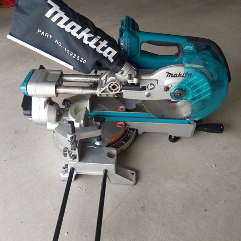 Makita DLS714 kapp- og gjærsag 36V (2x18V)