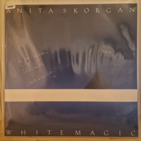 18965 Skorgan, Anita - White Magic (signed on front of sleeve) - LP