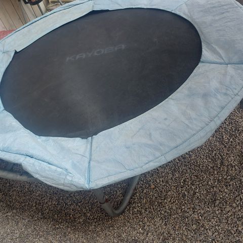 180 cm trampoline barn selges billig