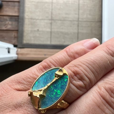 Lapponia gullring 14k m/opal,  designer: Bjørn Weckstrom