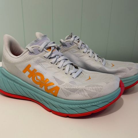 Hoka Carbon X 2