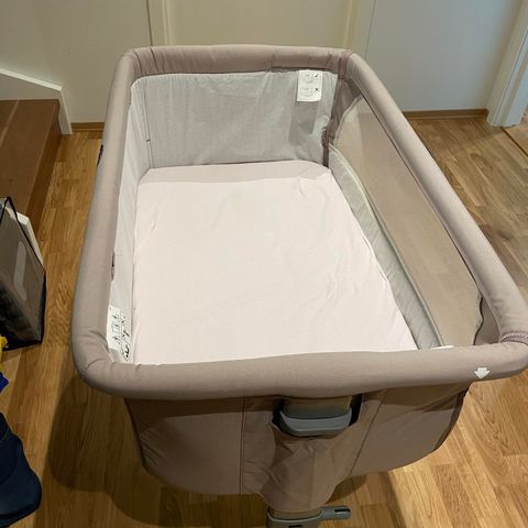 Chicco Next2Me Bedside Crib