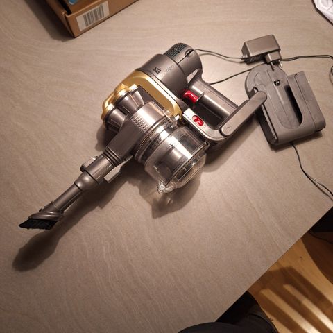 Dyson DC16 animal pro