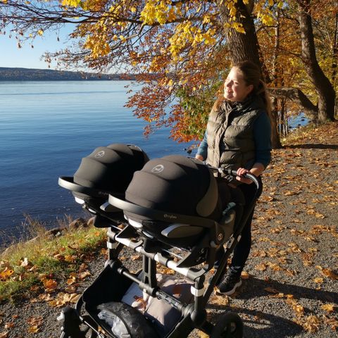 Bilseter cybex cloud-Z med isofix base