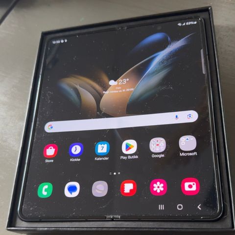 Samsung Galaxy C Fold 4,256 gb