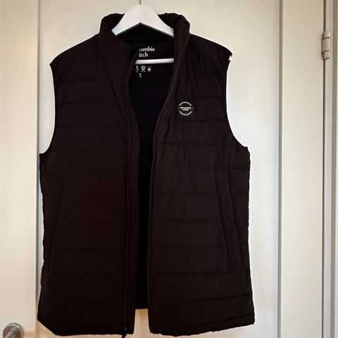 Abercrombie & Fitch vattert vest str M