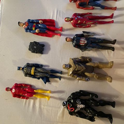 Avengers og DC figurer