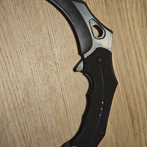 Karambit kniv