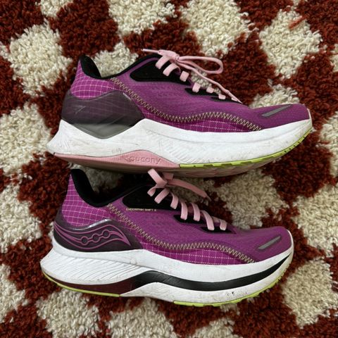 Saucony endorphin shift 2