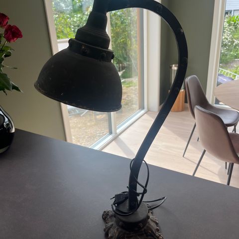 Kjempe fin bordlampe